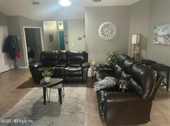 Building Photo - 382 Naugatuck Dr