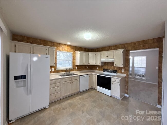 Building Photo - 9707 Baxter Caldwell Dr