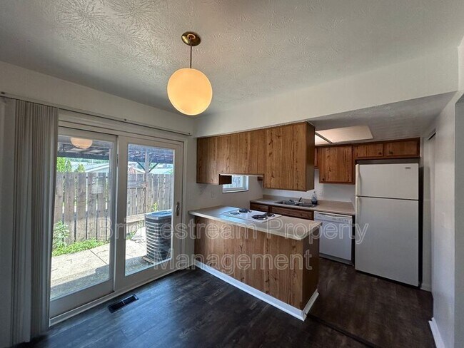 Foto del edificio - 957 Taylorsview Dr