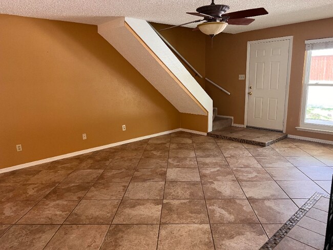 Building Photo - 2109 Via Catalina