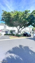 Building Photo - 8239 Pacific Beach Dr