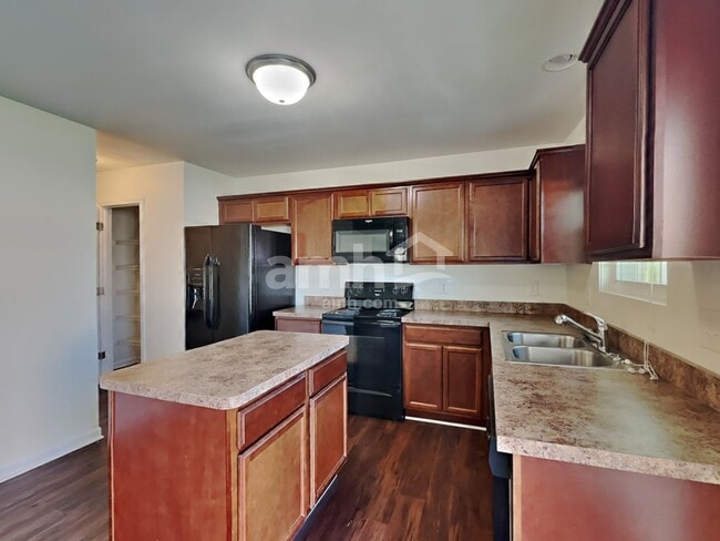 Building Photo - 301 Groves Stone Dr