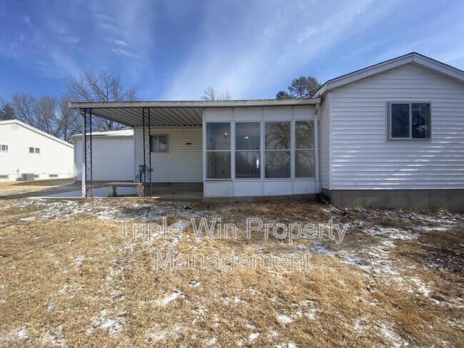 Foto del edificio - 14655 Fox Manor Dr