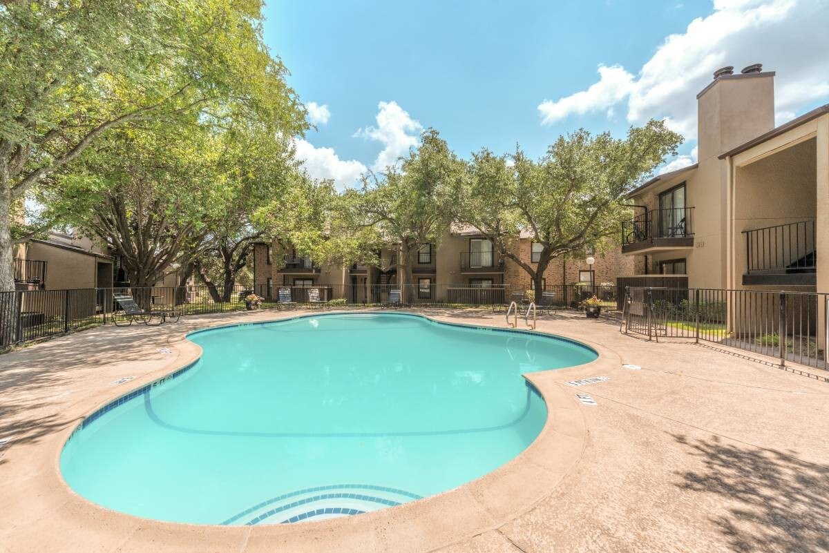 Wooded Creek Apartments Apartments Desoto, TX