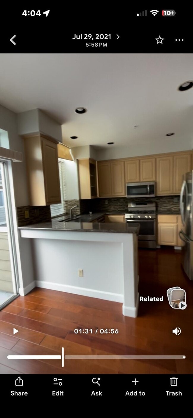 Building Photo - 522 Porpoise Bay Ter
