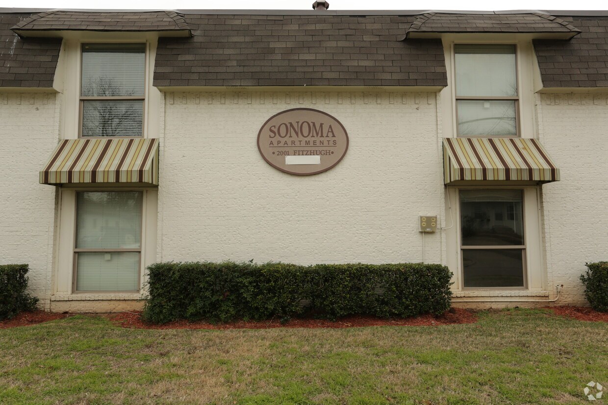 Sonoma Apartments Dallas, TX