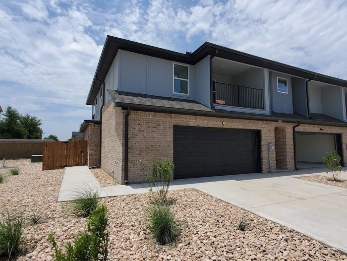 L1 Floorplan! Townhome Rentals in Burleson TX