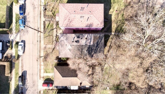 Aerial Photo - 1096 Jackson St