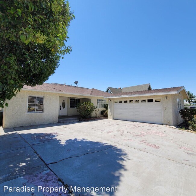 Building Photo - 4 br, 3 bath House - 916 McKevett Rd.