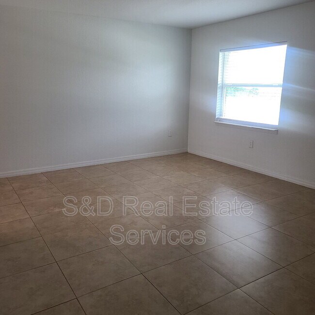 Foto del edificio - 2415 S Crystal Lake Dr