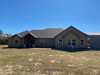 Building Photo - 883 County Rd 37