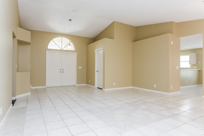 Building Photo - 4434 NW 65th St