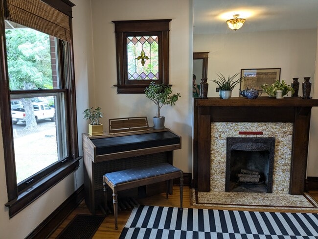 Living Room - 69 S Pearl St