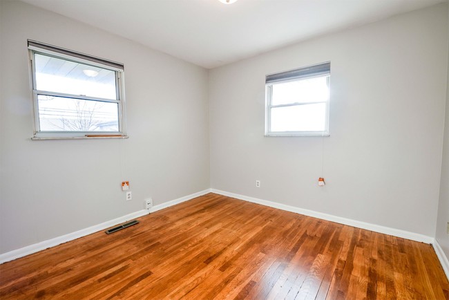 Foto del edificio - 5107 Kingshill Dr