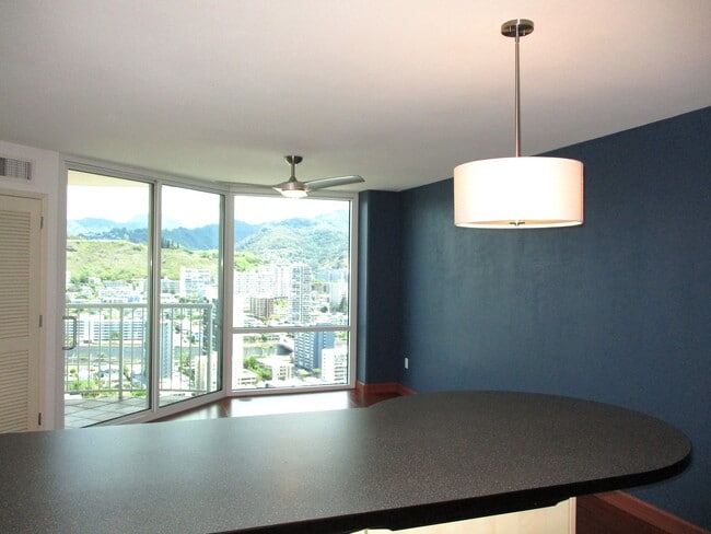Foto del edificio - 801 S King St