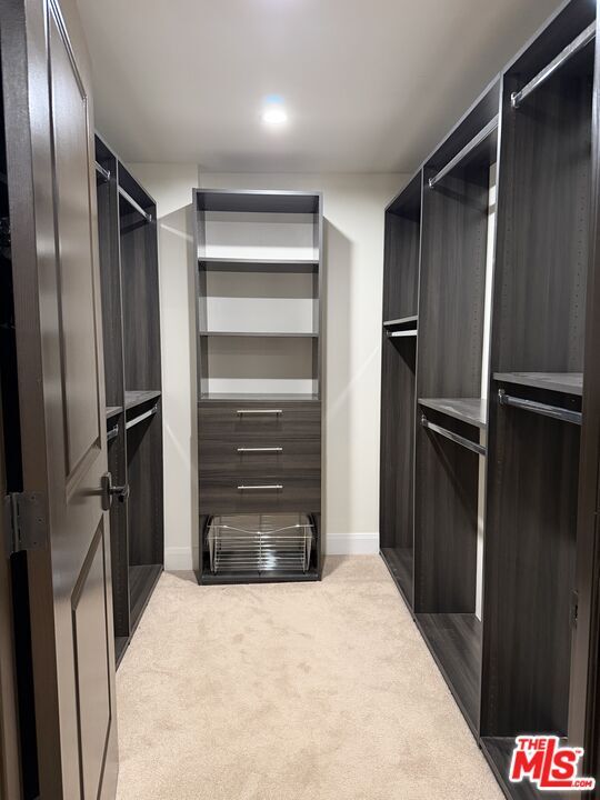 Foto del edificio - 10647 Ashton Ave