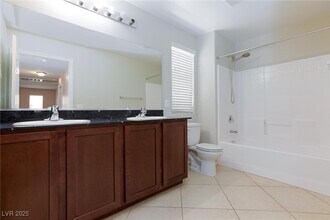 Building Photo - 6736 Prairie Dusk Dr