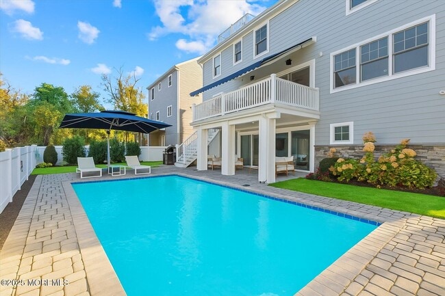 Foto del edificio - 382 Western Ave