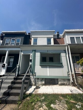 Building Photo - 818 McDowell Ave