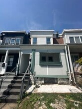Building Photo - 818 McDowell Ave