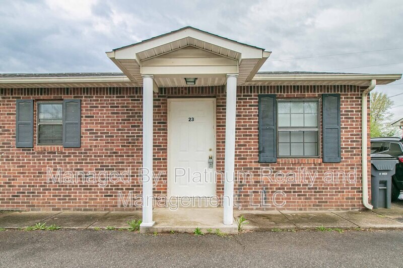 Primary Photo - 23-423 Thompsonville Ln