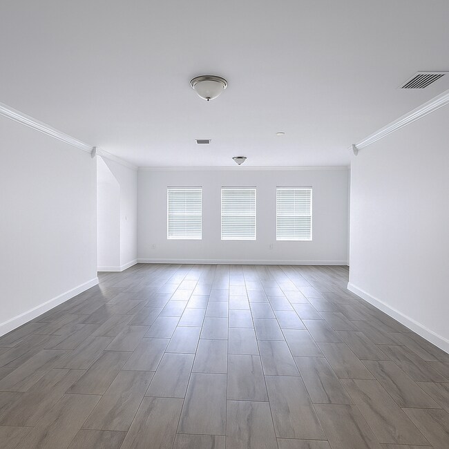 Sala de estar - 934 SW 8th Ct