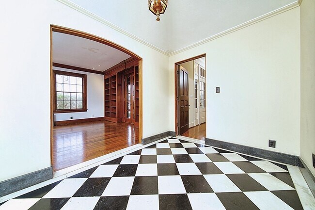 Building Photo - Stunning English Tudor 4BE/3.5BA in PRIME ...