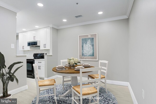 Photo - 273 S Pickett St Apartment