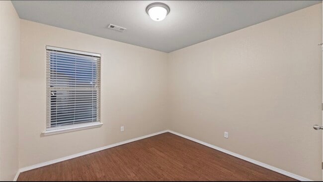 Building Photo - 3497 Justice Dr