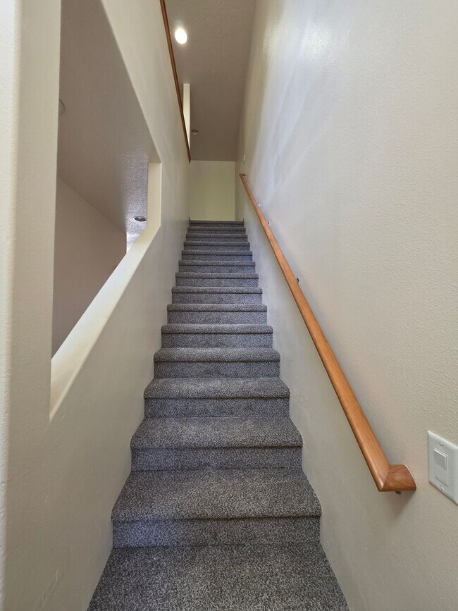 Foto del edificio - 355 SW Pemberly Loop