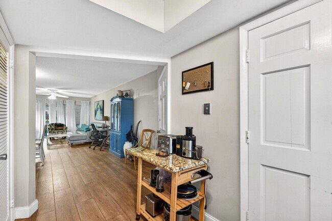 Foto del edificio - 50 Celestial Way