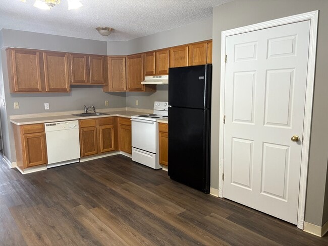 Kitchen - BirchGrove of Salamanca