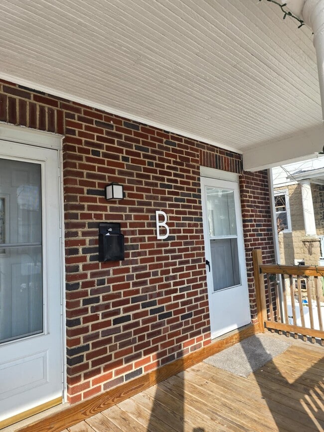 Building Photo - 1772 Ferndale Ave