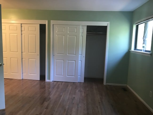 Foto del edificio - 8 Sunflower Ct