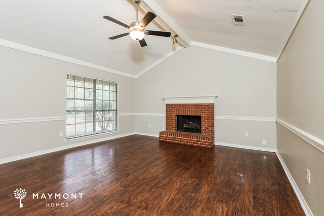 Foto del edificio - 195 Dogwood Cir