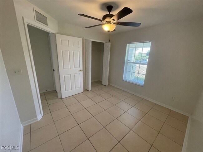 Foto del edificio - 2803 56th St W