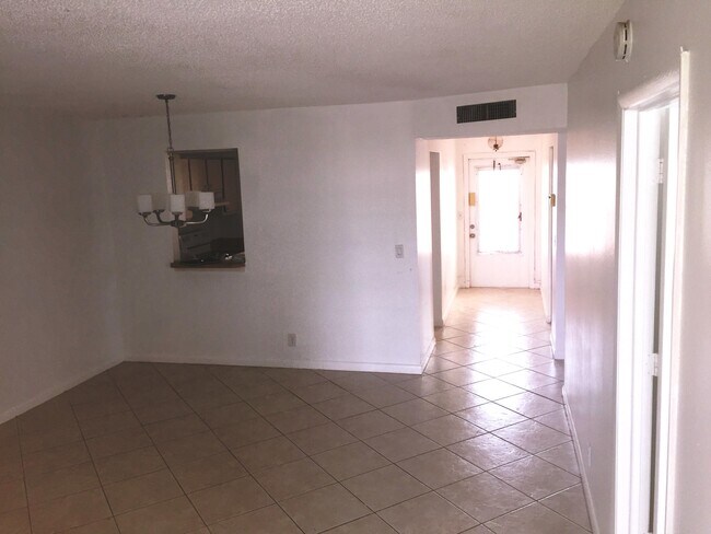Foto del edificio - 24 Abbey Ln