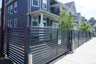 Building Photo - 361 Gregory St