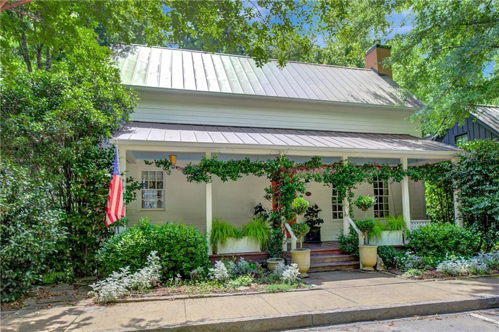 Foto principal - 9043 Selborne Ln