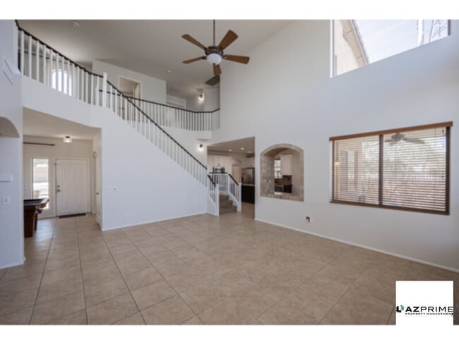 Building Photo - Escape to your Oasis in this Exquisite 5/2...