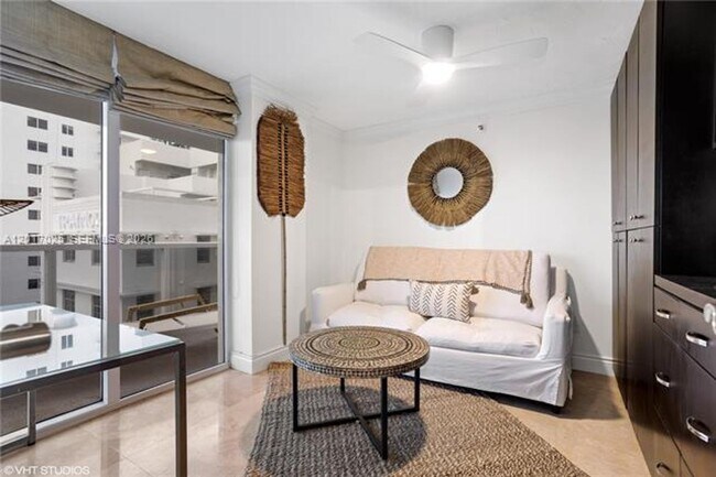 Building Photo - 2401 Collins Ave