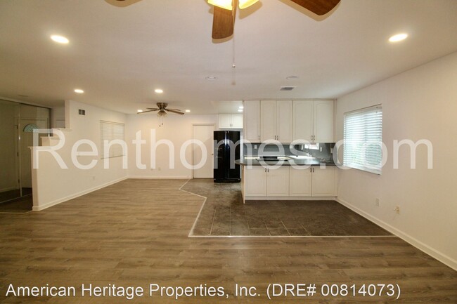 Building Photo - 3 br, 2 bath House - 13828 Otis Place