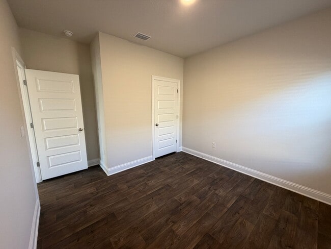 Building Photo - 14523 Dayton Cir