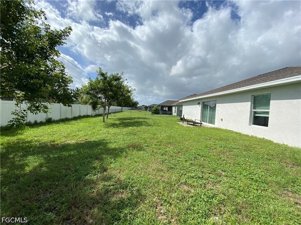 Foto del edificio - 2821 NW 6th Pl