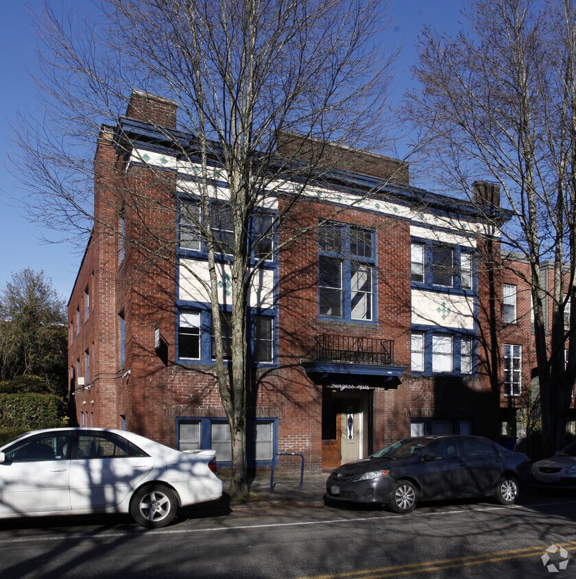 Foto del edificio - Burgess Apts