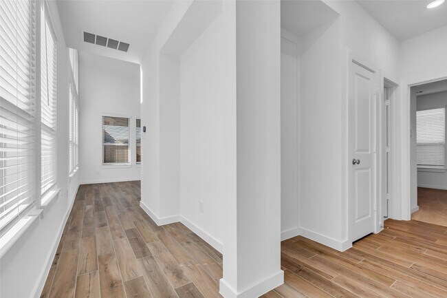 Foto del edificio - 27007 Golden Isle Ln