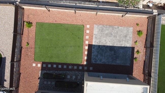 Foto del edificio - 509 Cedarwood Dr