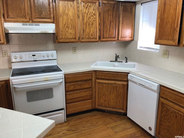 Foto del edificio - 10175 Buttercup Dr