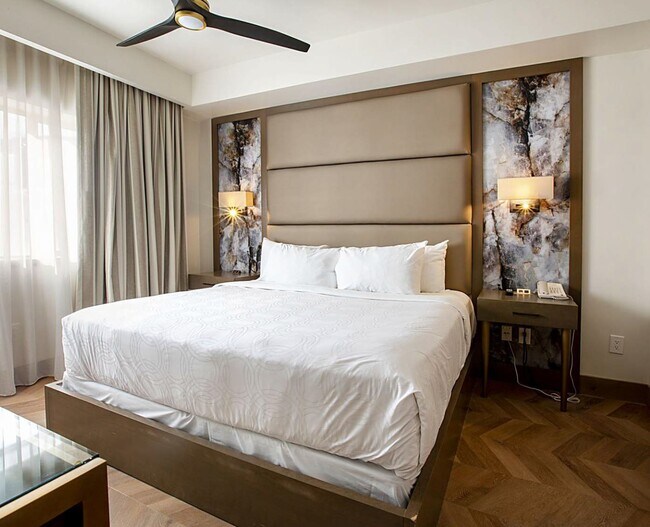 Foto del edificio - 3000 Canyons Resort Dr