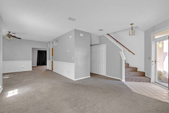 Foto del edificio - Call Sabrina Thomas Office at 757-767-0767...